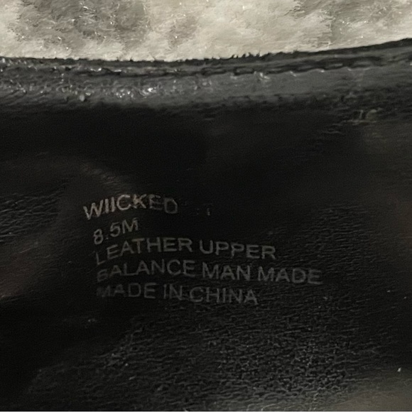 🖤 Steve Madden Wedge Peep-Toe Booties 🖤 - Picture 9 of 9